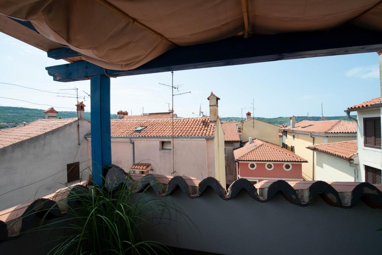 Modra Luna- Apartment With Terrace Izola Eksteriør bilde